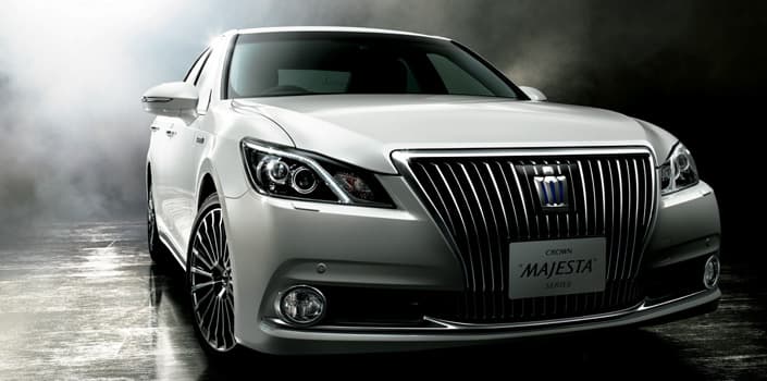 2013 Toyota Crown MAJESTA GWS214
