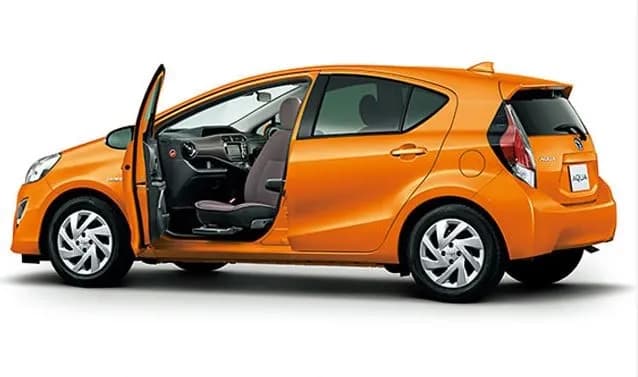 2011 Toyota Aqua Welcab